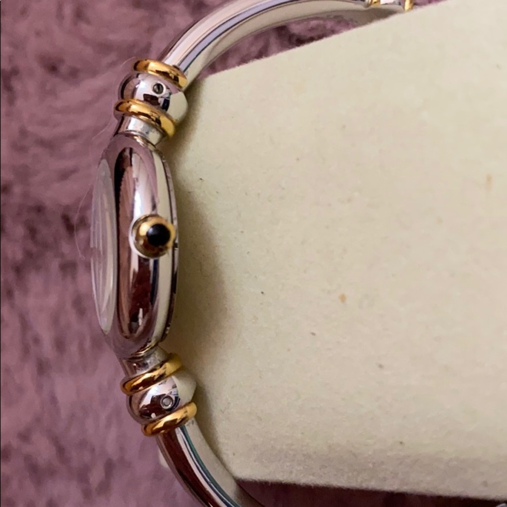 GORGEOUS AND RARE BULOVA WATCH - Picture 6 of 6
